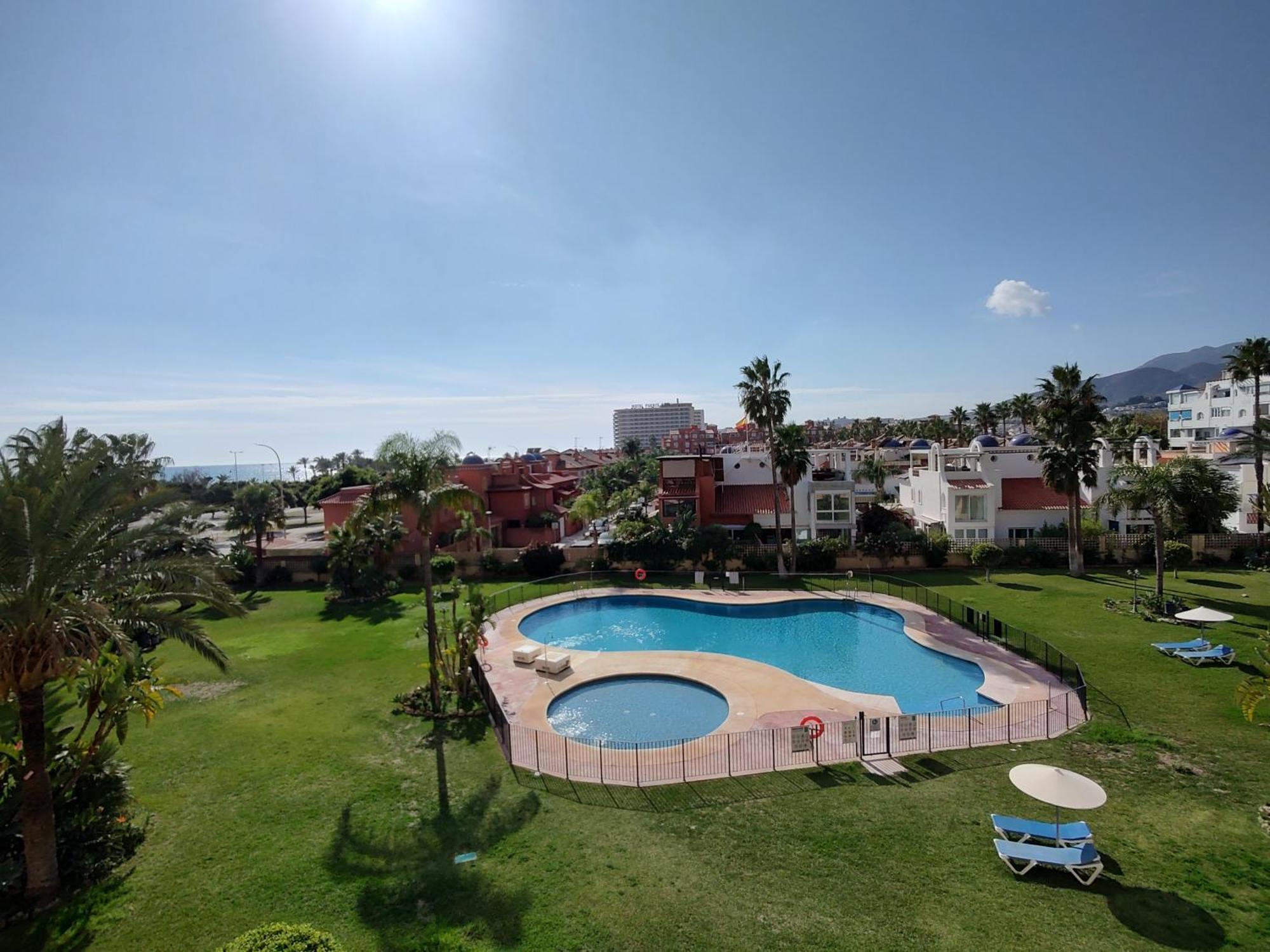 Exclusive Alamos Beach Торремолінос Екстер'єр фото